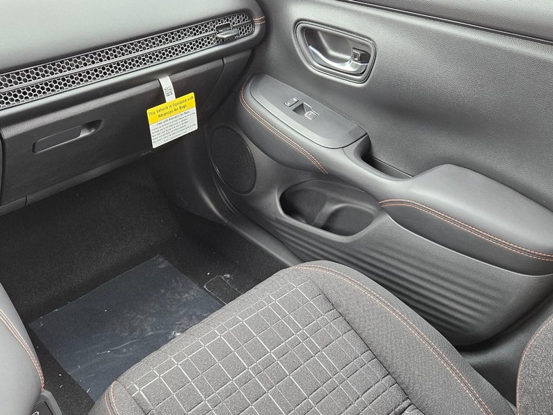 Honda HR-V Vehicle Image 10