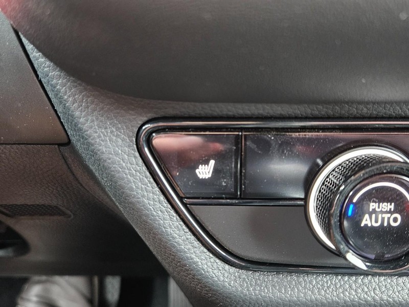 Honda HR-V Vehicle Image 14