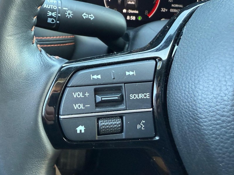 Honda HR-V Vehicle Image 16