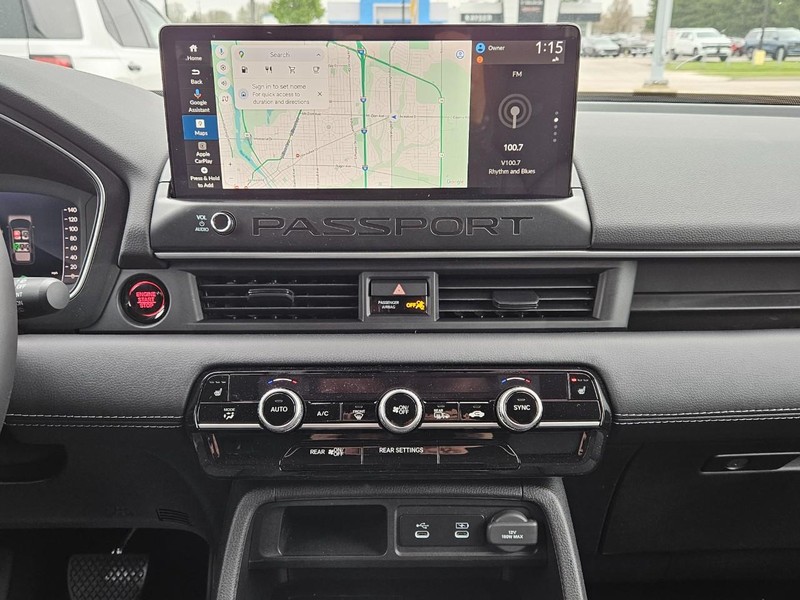 Honda Passport Vehicle Image 7