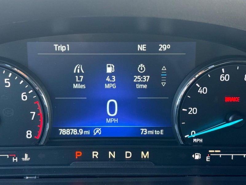 Ford Explorer Vehicle Image 17