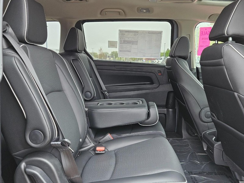 Honda Odyssey Vehicle Image 5