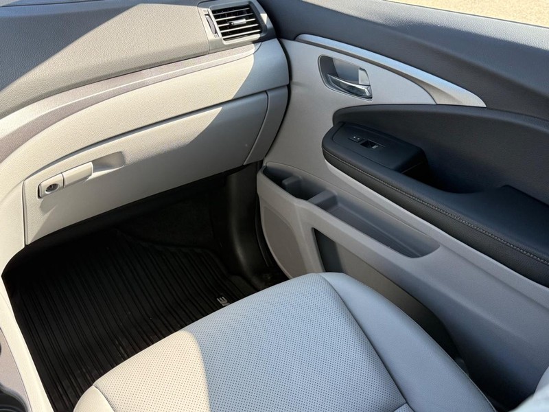 Honda Ridgeline Vehicle Image 14