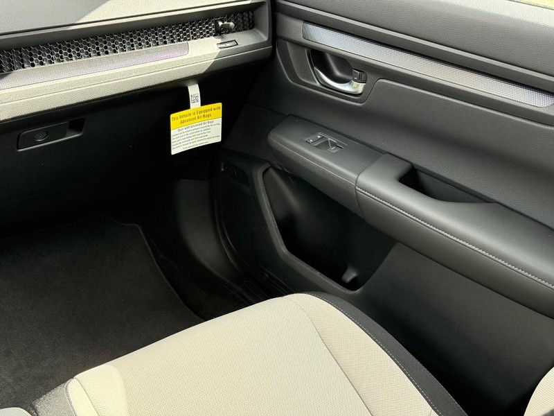 Honda CR-V Vehicle Image 14
