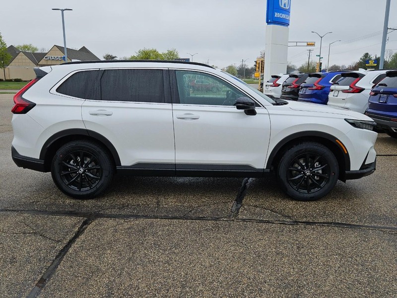Honda CR-V Hybrid Vehicle Image 2