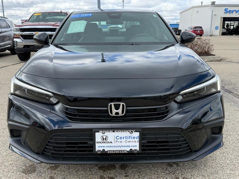 Honda Civic Sedan Vehicle Image 9