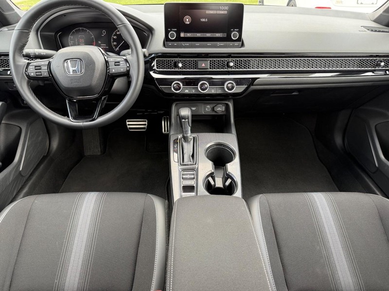 Honda Civic Sedan Vehicle Image 11