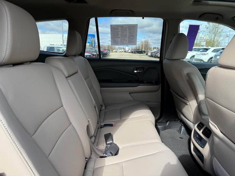 Honda Pilot Vehicle Image 10