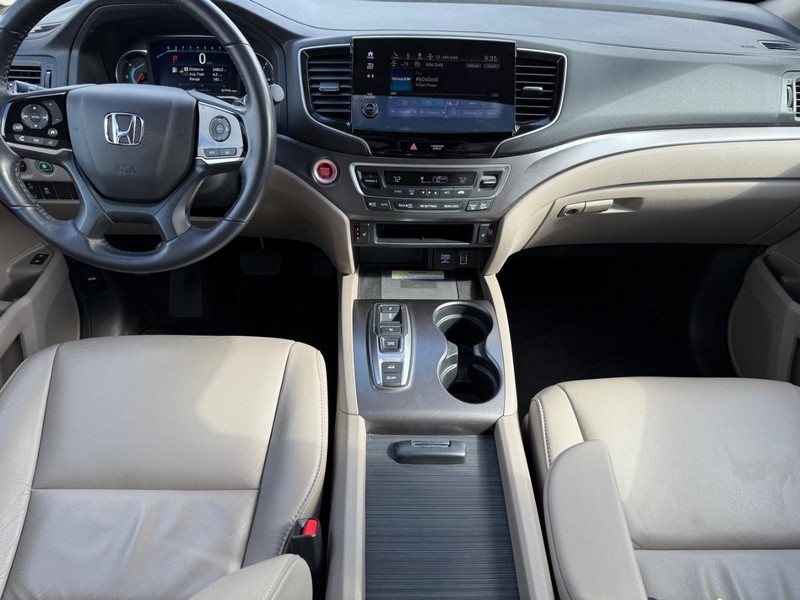 Honda Pilot Vehicle Image 12