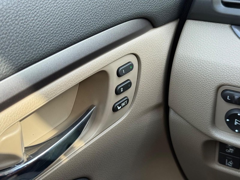 Honda Pilot Vehicle Image 24