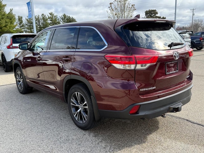 Toyota Highlander Vehicle Image 5