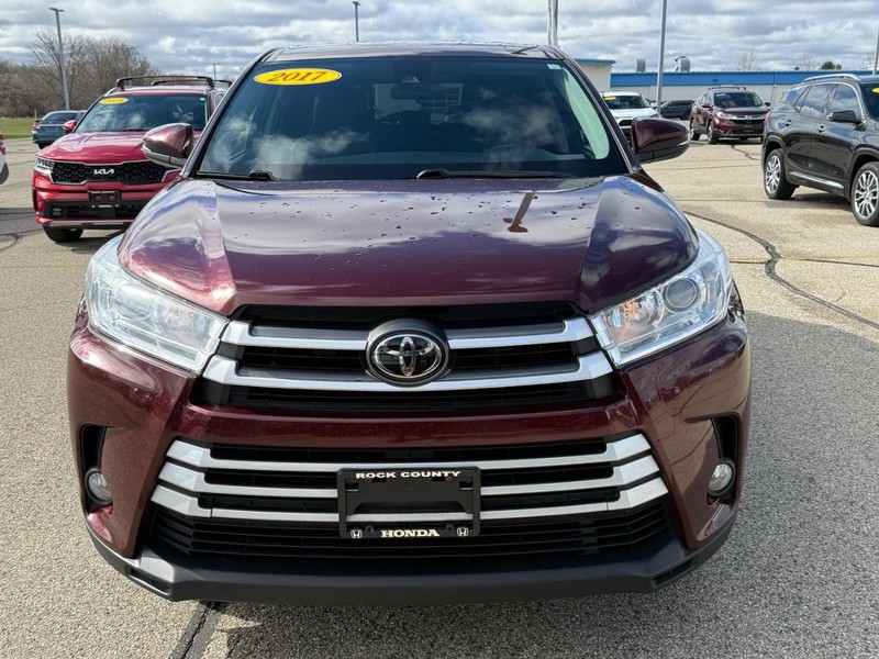 Toyota Highlander Vehicle Image 8