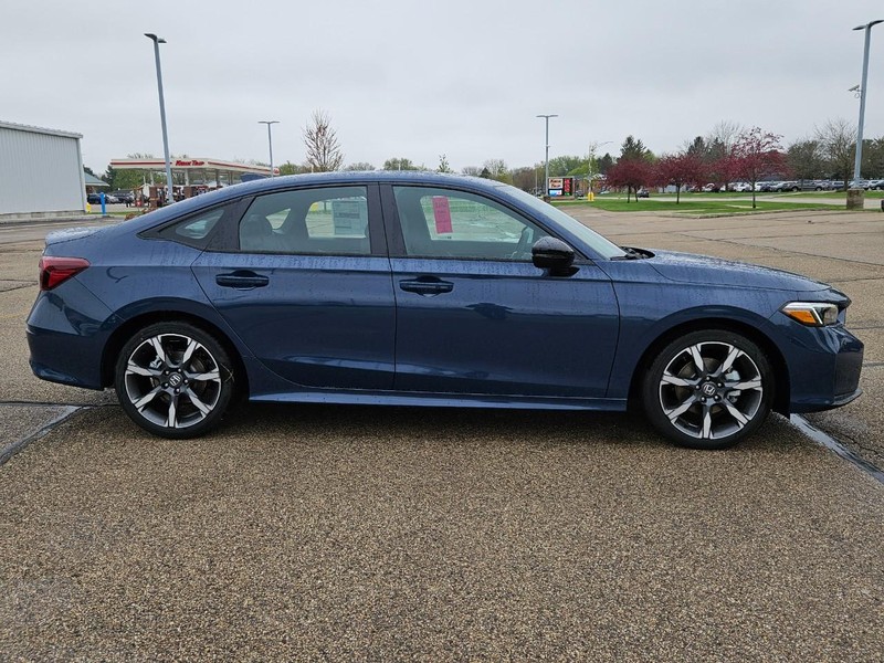 Honda Civic Sedan Hybrid Vehicle Image 2