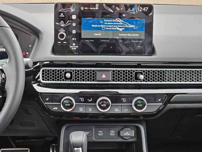 Honda Civic Sedan Hybrid Vehicle Image 7