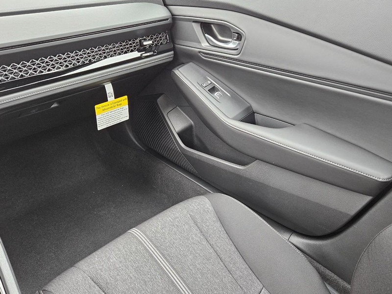 Honda Accord Hybrid Vehicle Image 10
