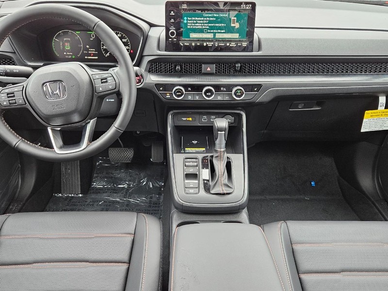 Honda CR-V Hybrid Vehicle Image 6