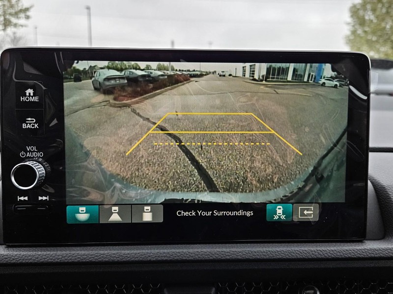 Honda CR-V Hybrid Vehicle Image 14