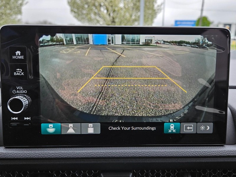 Honda CR-V Hybrid Vehicle Image 14