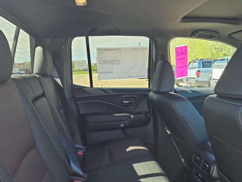 Honda Ridgeline Vehicle Image 5