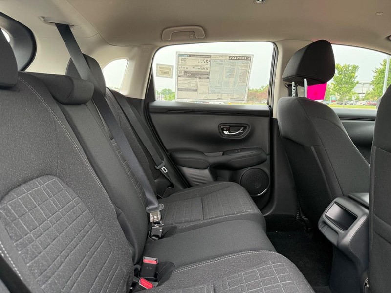 Honda HR-V Vehicle Image 5
