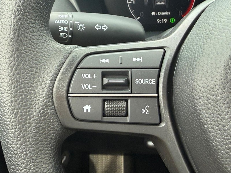 Honda HR-V Vehicle Image 11