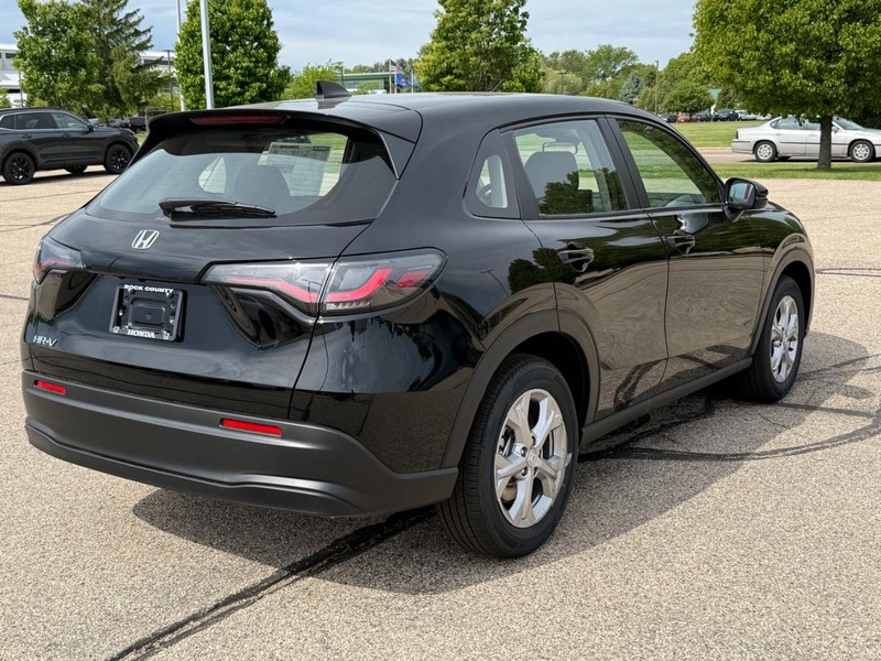 Honda HR-V Vehicle Image 3
