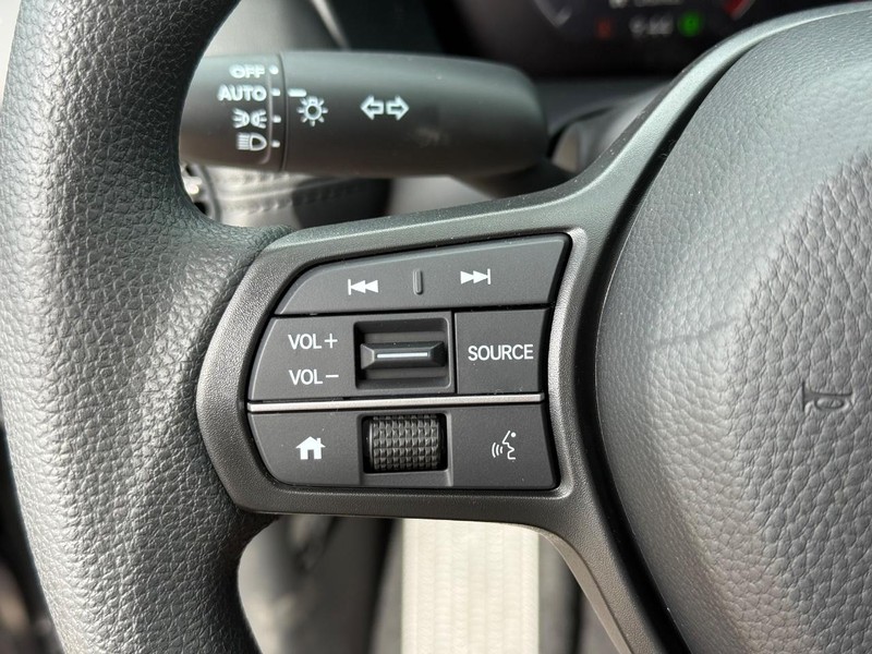 Honda HR-V Vehicle Image 11