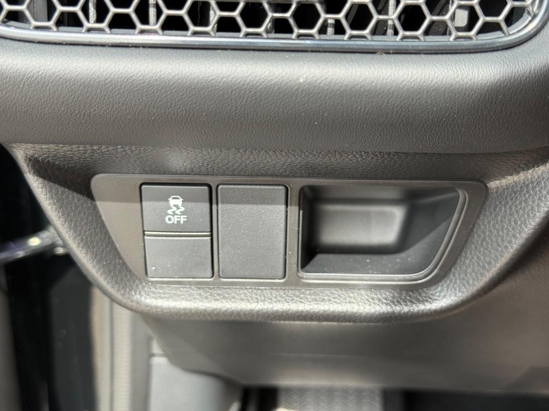 Honda HR-V Vehicle Image 14