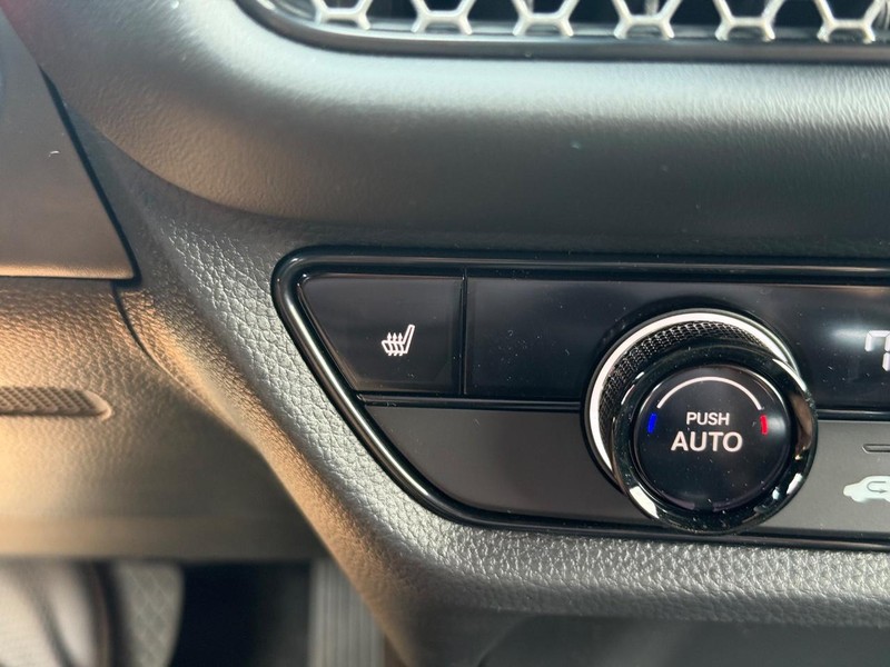 Honda HR-V Vehicle Image 14