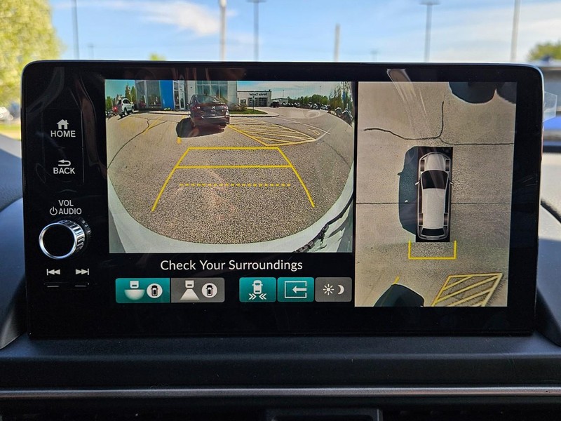 Honda Pilot Vehicle Image 14