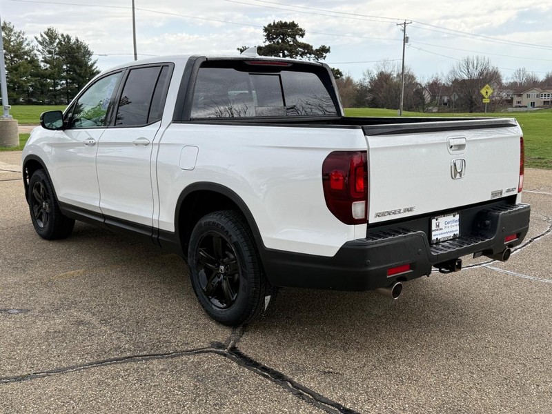 Honda Ridgeline Vehicle Image 6