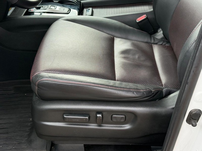 Honda Ridgeline Vehicle Image 23