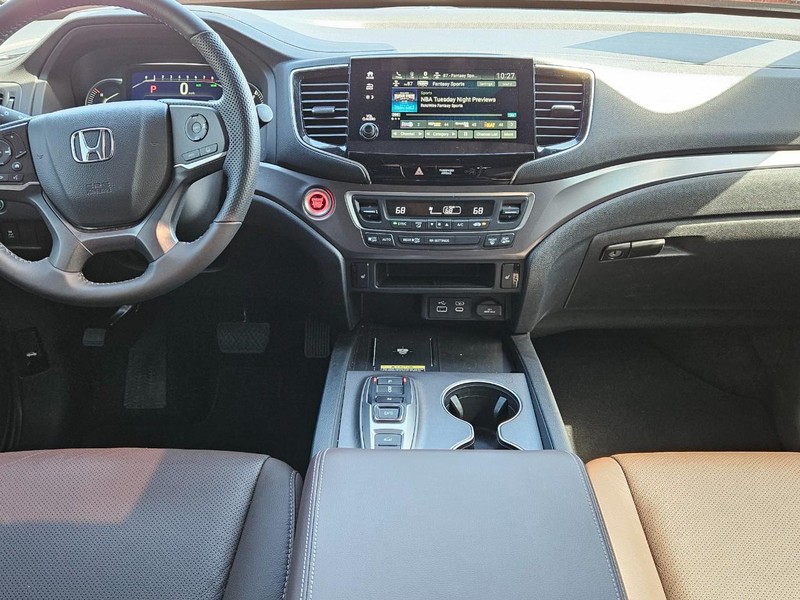 Honda Passport Vehicle Image 10