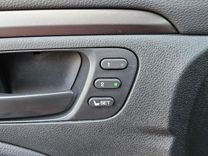 Honda Passport Vehicle Image 15