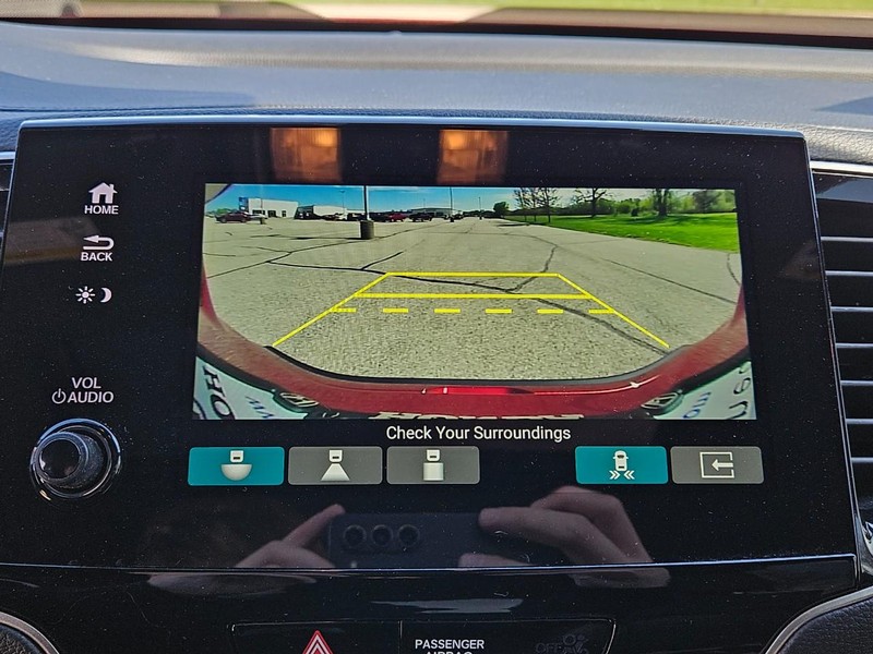 Honda Passport Vehicle Image 19