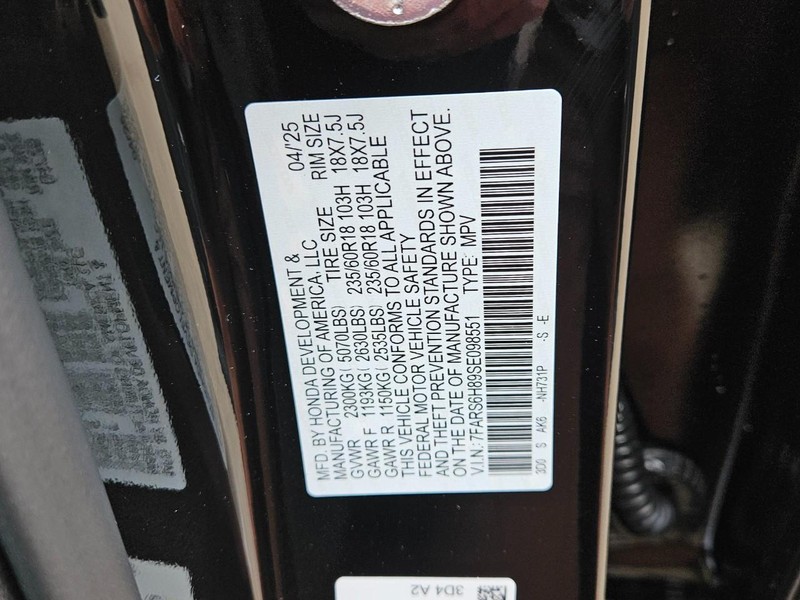 Honda CR-V Hybrid Vehicle Image 18