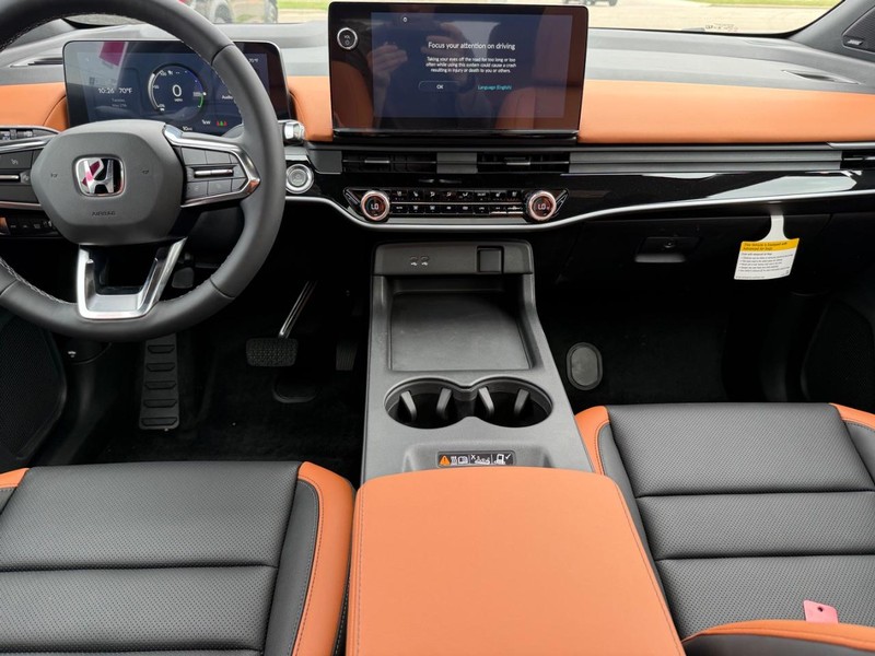 Honda Prologue Vehicle Image 6