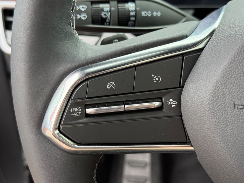 Honda Prologue Vehicle Image 11