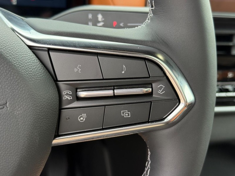 Honda Prologue Vehicle Image 12