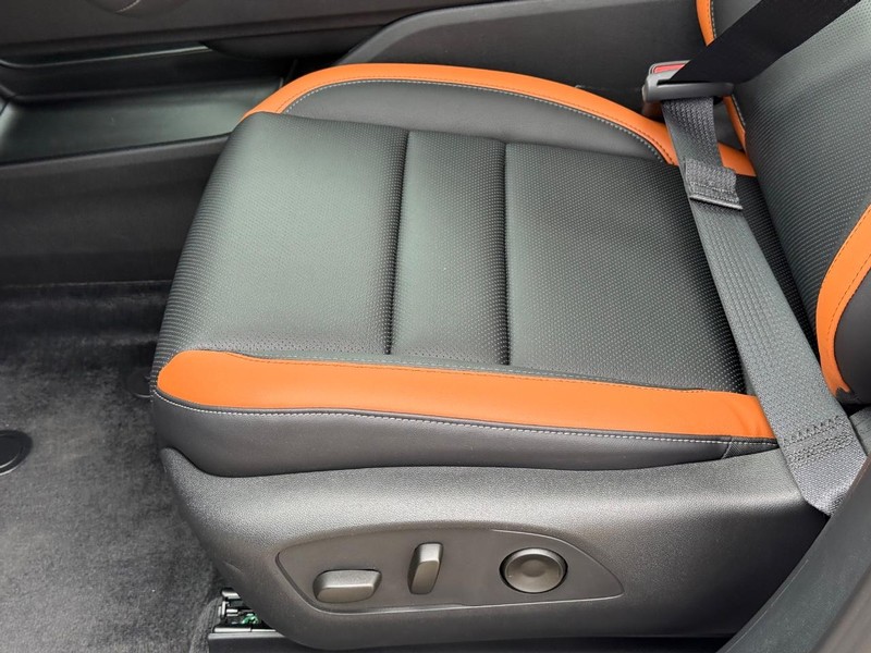 Honda Prologue Vehicle Image 17