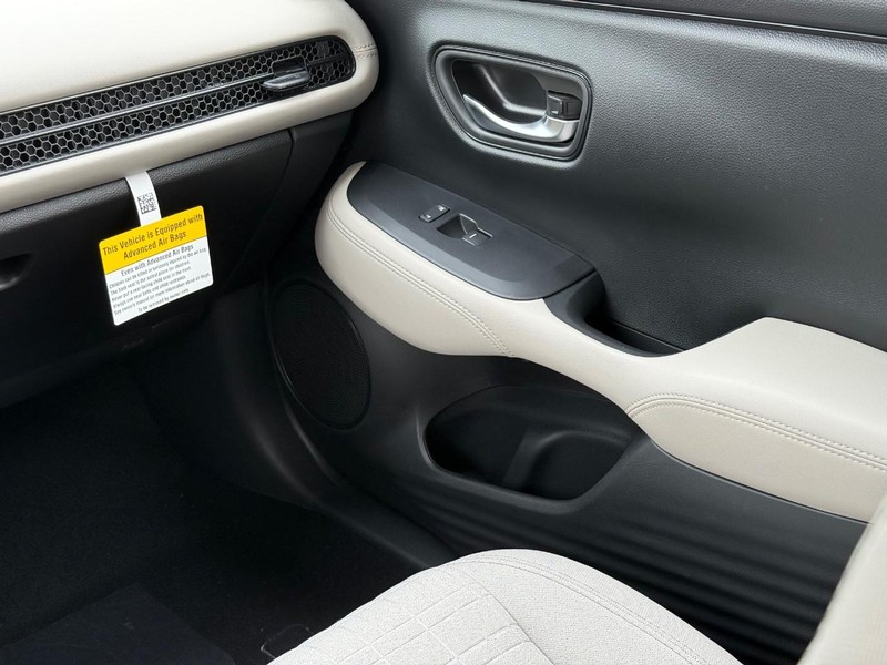 Honda HR-V Vehicle Image 10