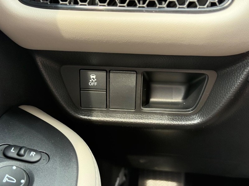 Honda HR-V Vehicle Image 14