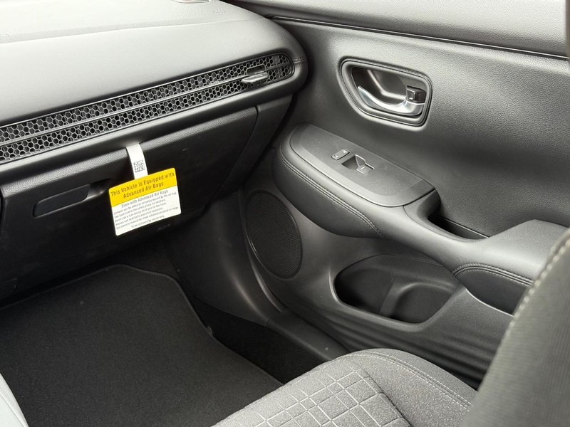 Honda HR-V Vehicle Image 10