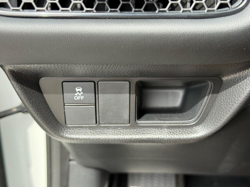 Honda HR-V Vehicle Image 14