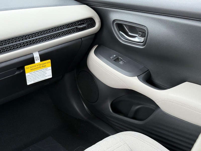 Honda HR-V Vehicle Image 10