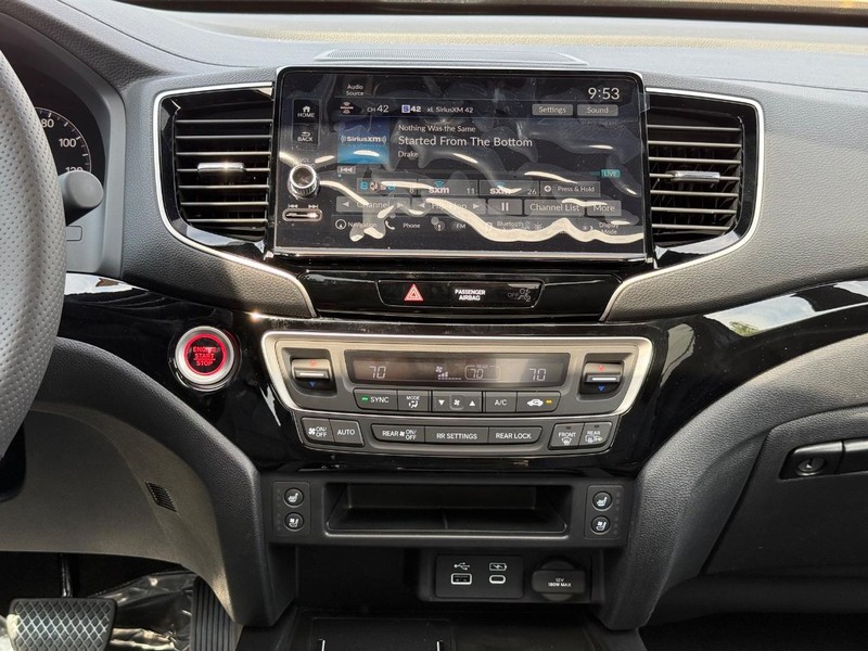 Honda Ridgeline Vehicle Image 7