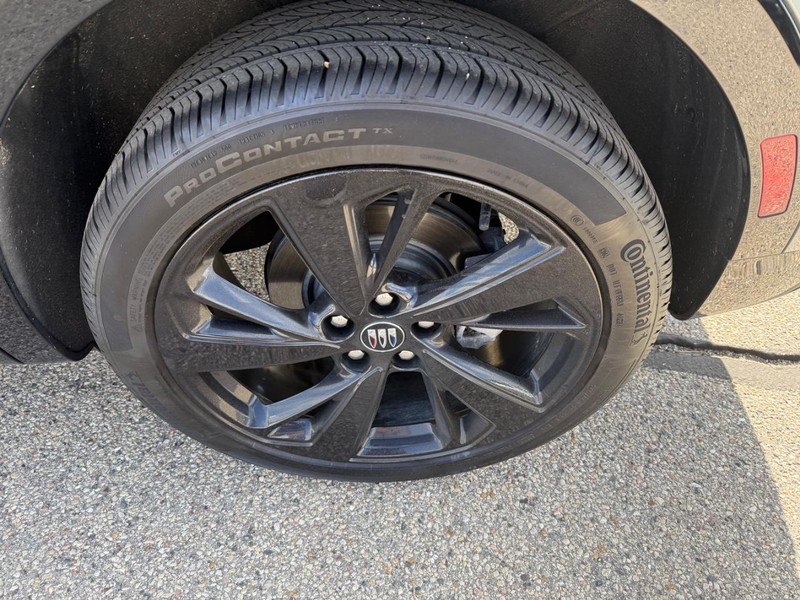 Buick Envision Vehicle Image 7