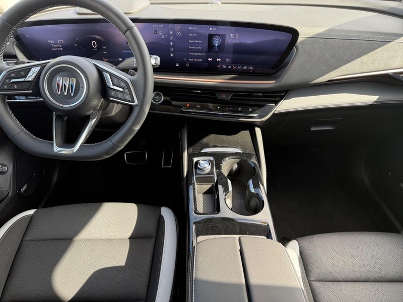 Buick Envision Vehicle Image 11