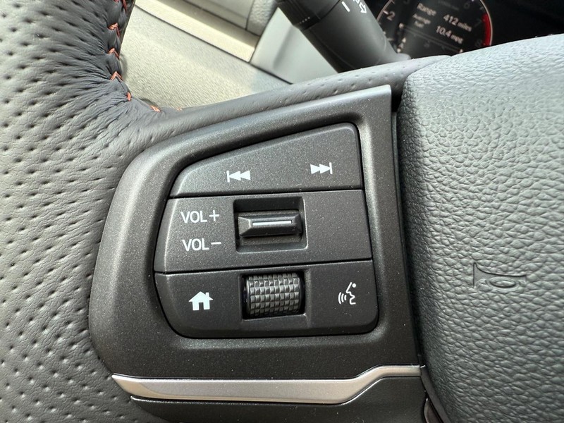 Honda Ridgeline Vehicle Image 11