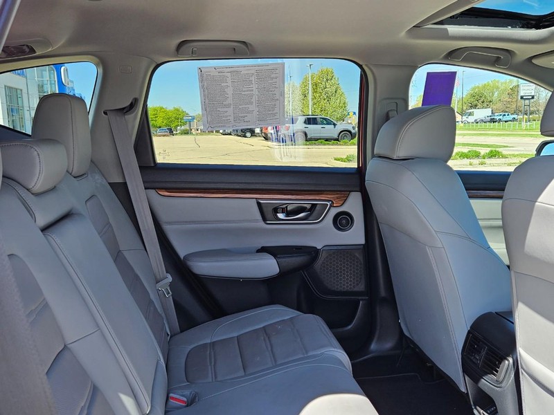 Honda CR-V Vehicle Image 9